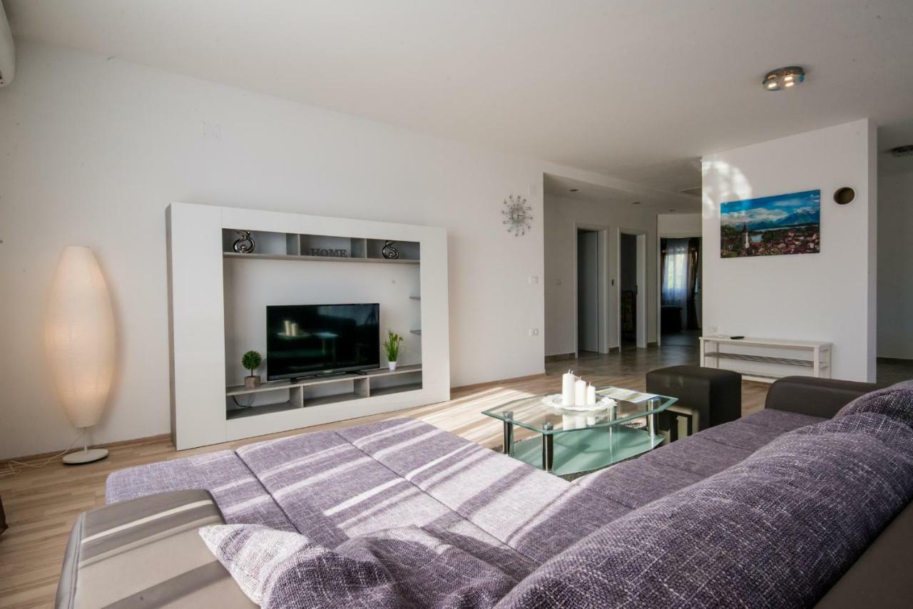 Ferienhaus Bucic Buje Kültér fotó