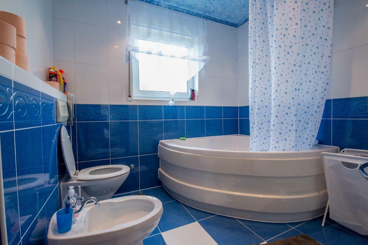 Ferienhaus Bucic Buje Kültér fotó
